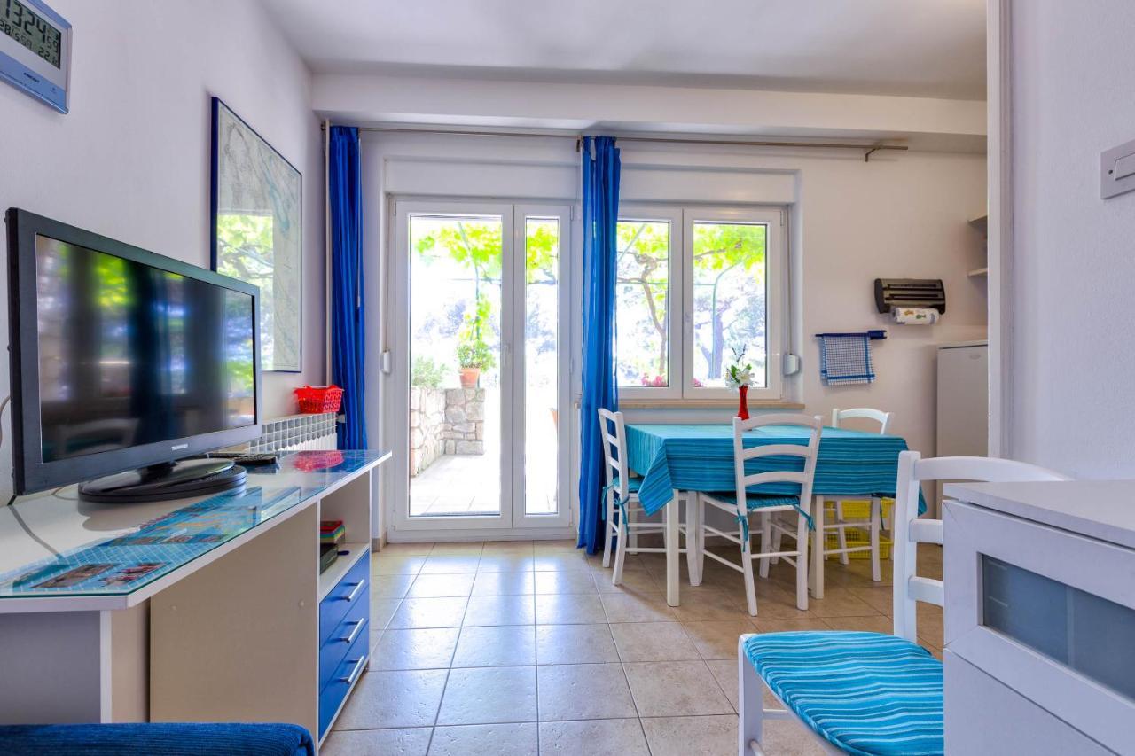 Apartments Margarita Mali Losinj Exterior photo
